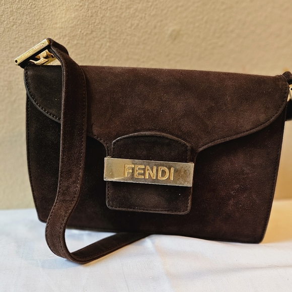 Vintage FENDI bag - Picture 7 of 11